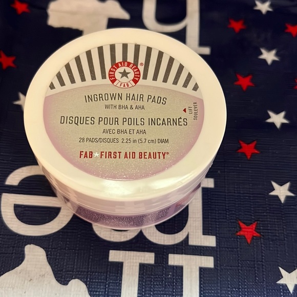 New Fab Ingrown Hair Pads - Picture 1 of 3